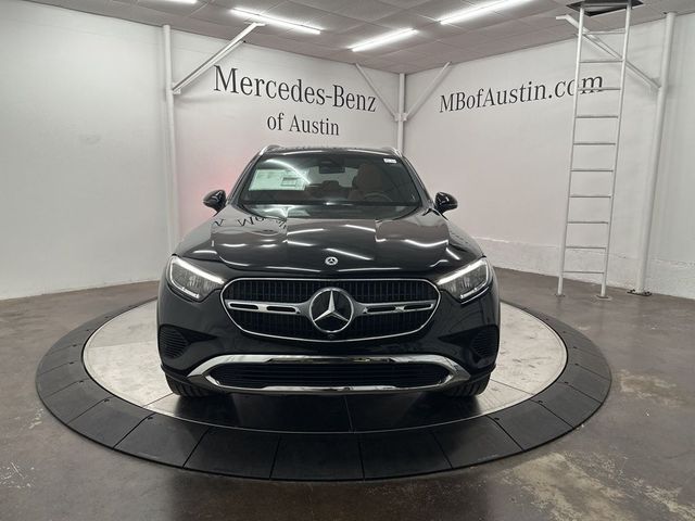 2025 Mercedes-Benz GLC 300