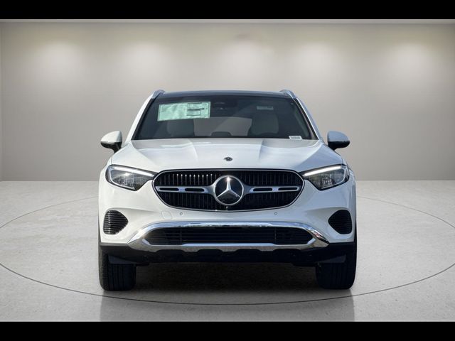 2025 Mercedes-Benz GLC 300