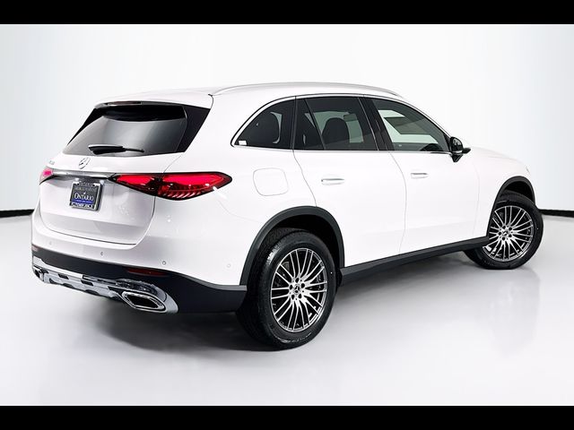 2025 Mercedes-Benz GLC 300