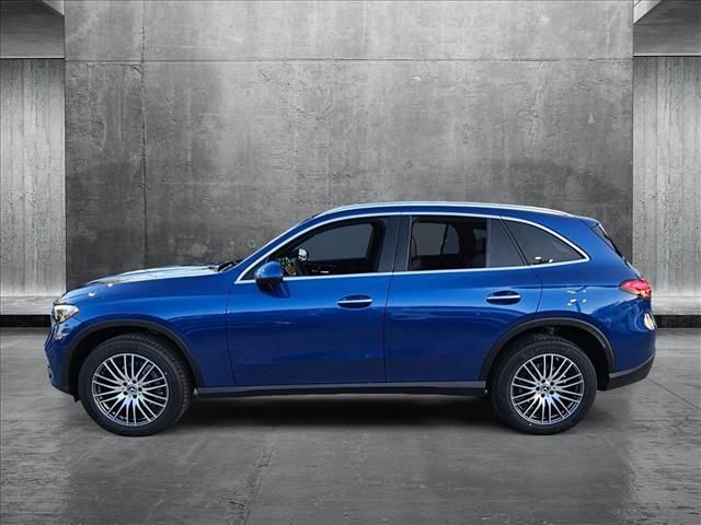 2025 Mercedes-Benz GLC 300