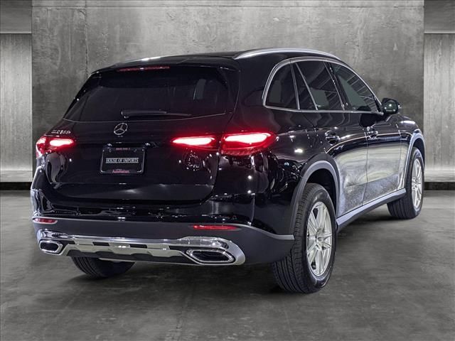 2025 Mercedes-Benz GLC 300