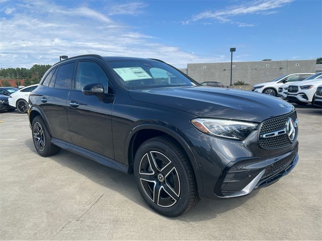 2025 Mercedes-Benz GLC 300