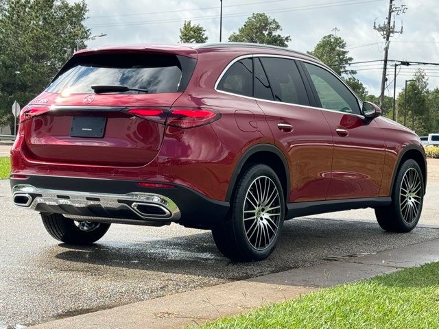 2025 Mercedes-Benz GLC 300