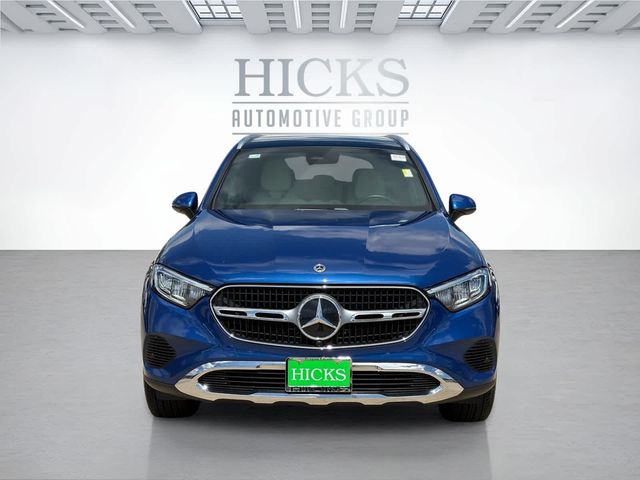 2025 Mercedes-Benz GLC 300