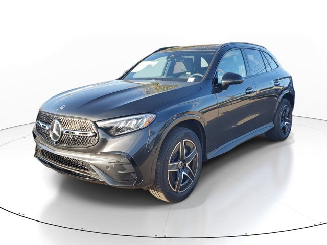 2025 Mercedes-Benz GLC 300