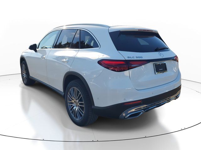 2025 Mercedes-Benz GLC 300