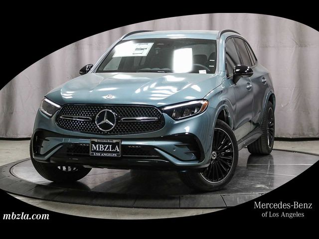 2025 Mercedes-Benz GLC 300