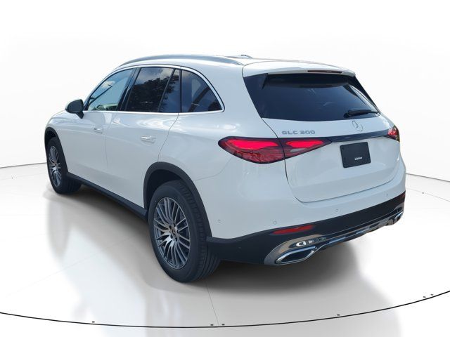 2025 Mercedes-Benz GLC 300