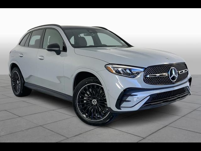 2025 Mercedes-Benz GLC 300