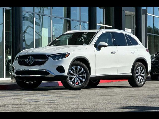 2025 Mercedes-Benz GLC 300