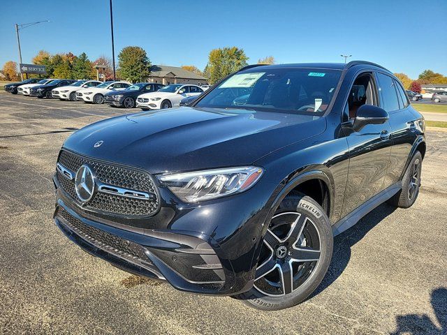 2025 Mercedes-Benz GLC 300