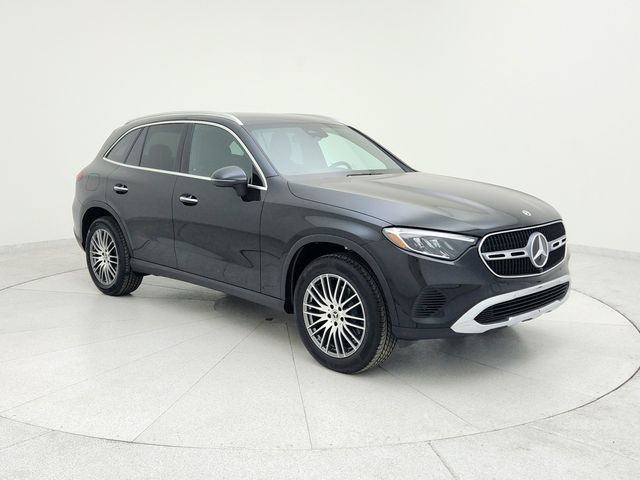 2025 Mercedes-Benz GLC 300