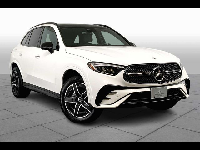 2025 Mercedes-Benz GLC 300