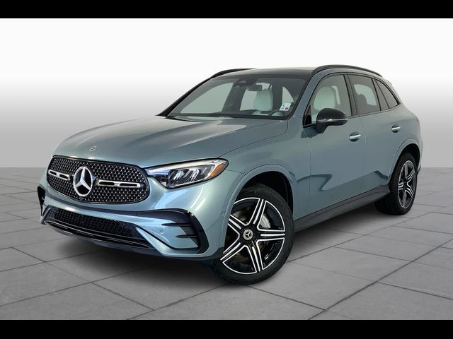 2025 Mercedes-Benz GLC 300