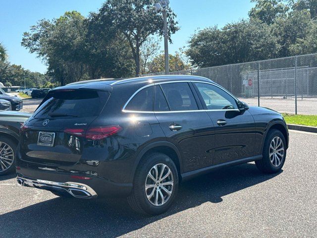 2025 Mercedes-Benz GLC 300