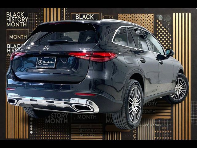 2025 Mercedes-Benz GLC 300