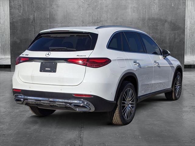 2025 Mercedes-Benz GLC 300