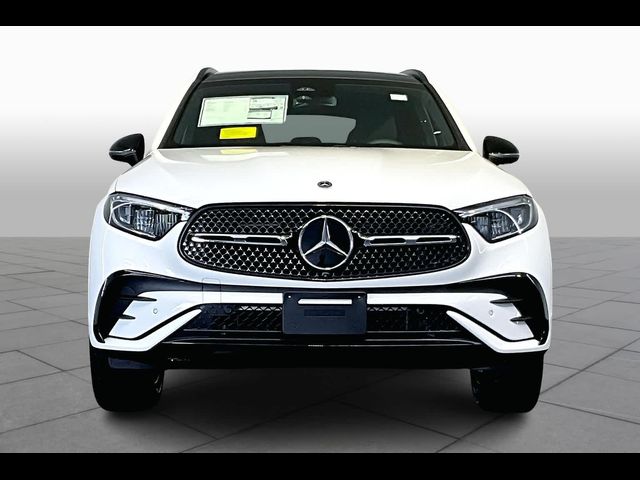 2025 Mercedes-Benz GLC 300