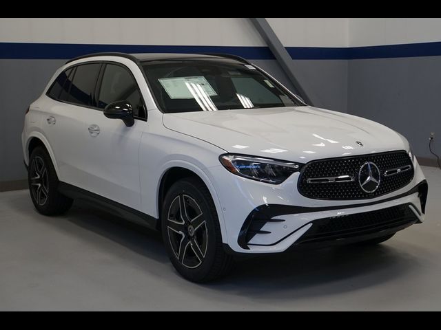 2025 Mercedes-Benz GLC 300