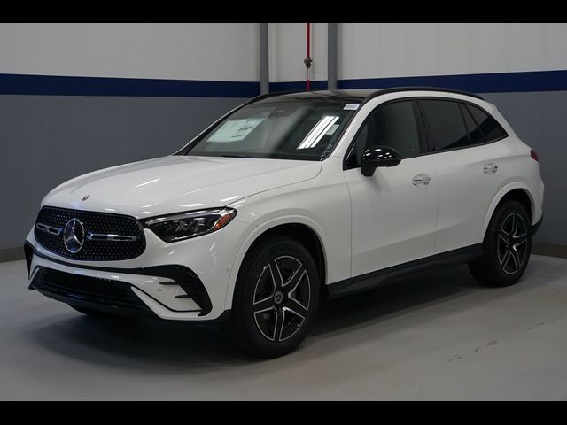 2025 Mercedes-Benz GLC 300