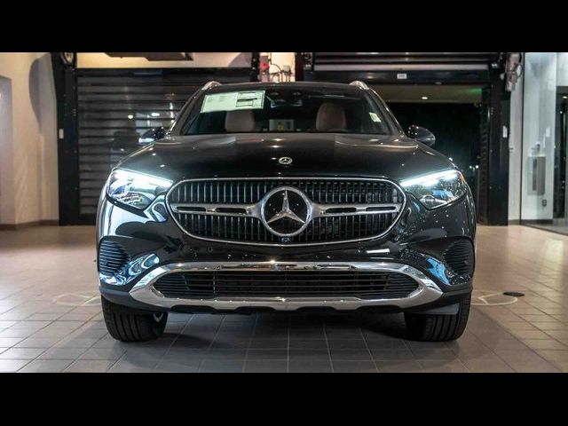 2025 Mercedes-Benz GLC 300