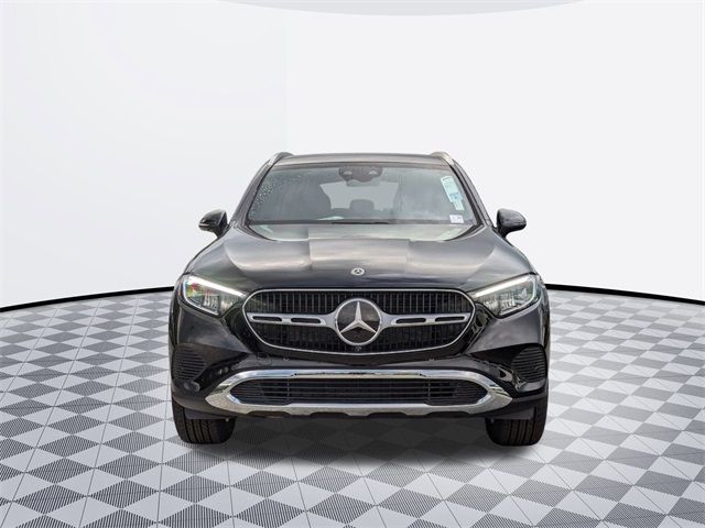 2025 Mercedes-Benz GLC 300