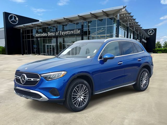 2025 Mercedes-Benz GLC 300