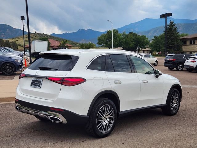 2025 Mercedes-Benz GLC 300