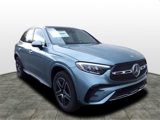 2025 Mercedes-Benz GLC 300