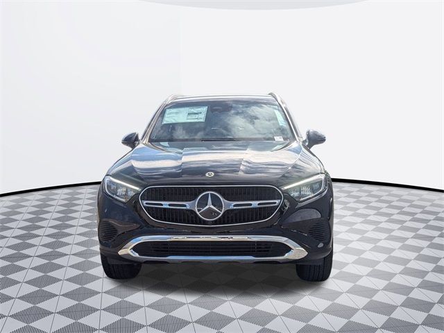 2025 Mercedes-Benz GLC 300