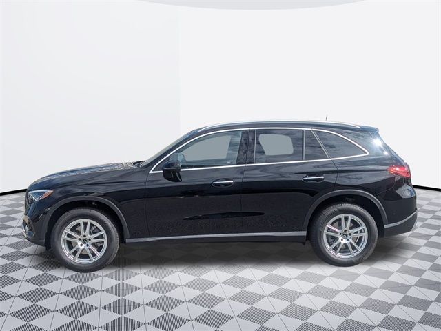 2025 Mercedes-Benz GLC 300