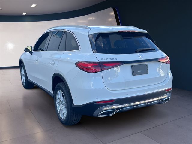 2025 Mercedes-Benz GLC 300