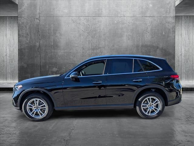 2025 Mercedes-Benz GLC 300
