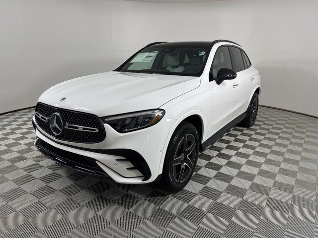 2025 Mercedes-Benz GLC 300