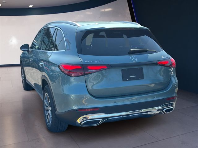 2025 Mercedes-Benz GLC 300