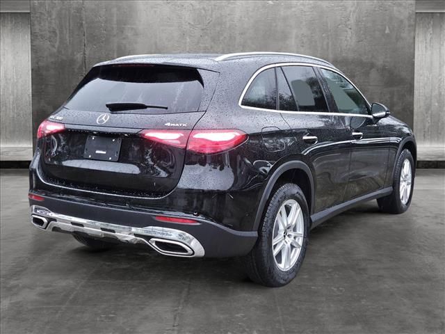 2025 Mercedes-Benz GLC 300