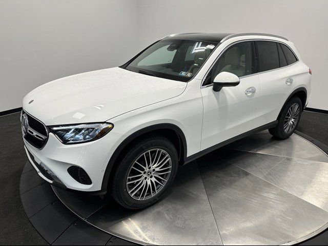 2025 Mercedes-Benz GLC 300