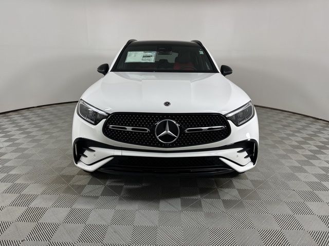 2025 Mercedes-Benz GLC 300