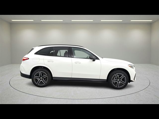 2025 Mercedes-Benz GLC 300