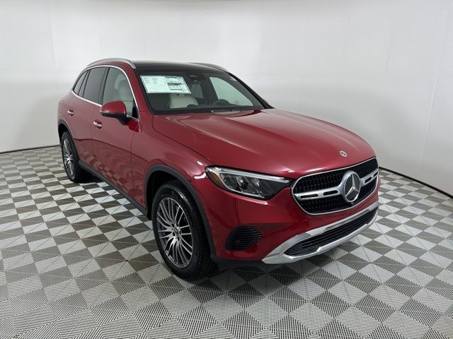 2025 Mercedes-Benz GLC 300