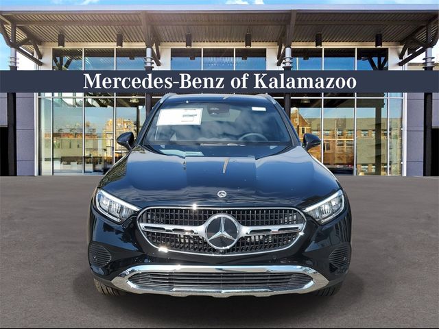 2025 Mercedes-Benz GLC 300