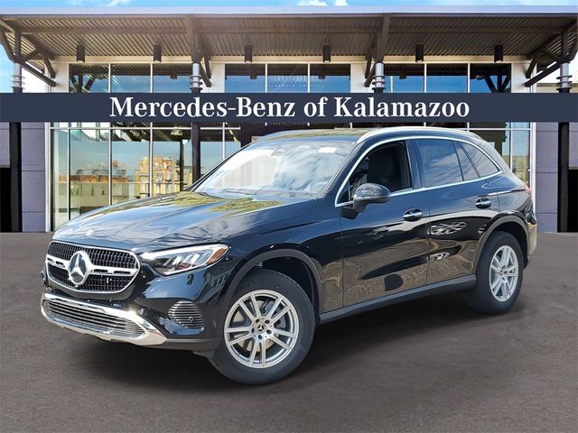 2025 Mercedes-Benz GLC 300