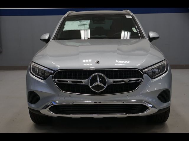 2025 Mercedes-Benz GLC 300