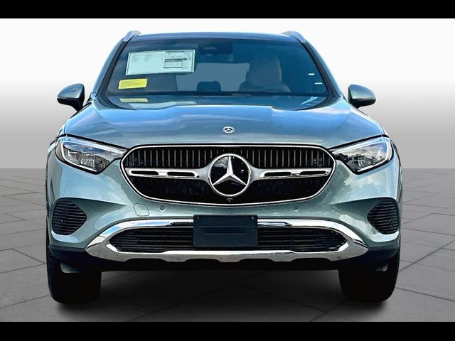 2025 Mercedes-Benz GLC 300