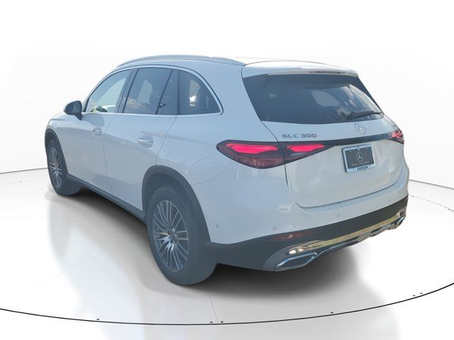 2025 Mercedes-Benz GLC 300