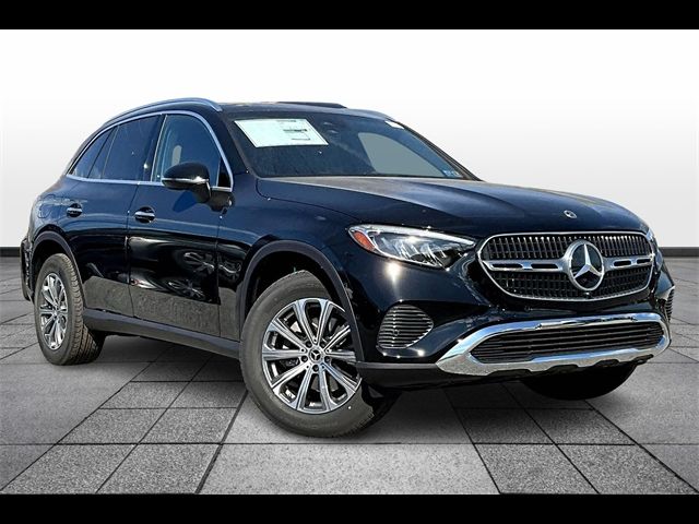 2025 Mercedes-Benz GLC 300