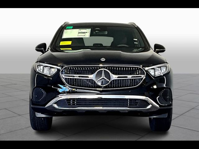 2025 Mercedes-Benz GLC 300