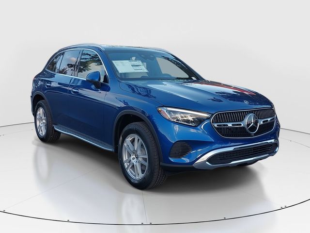 2025 Mercedes-Benz GLC 300