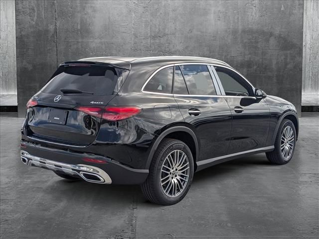 2025 Mercedes-Benz GLC 300