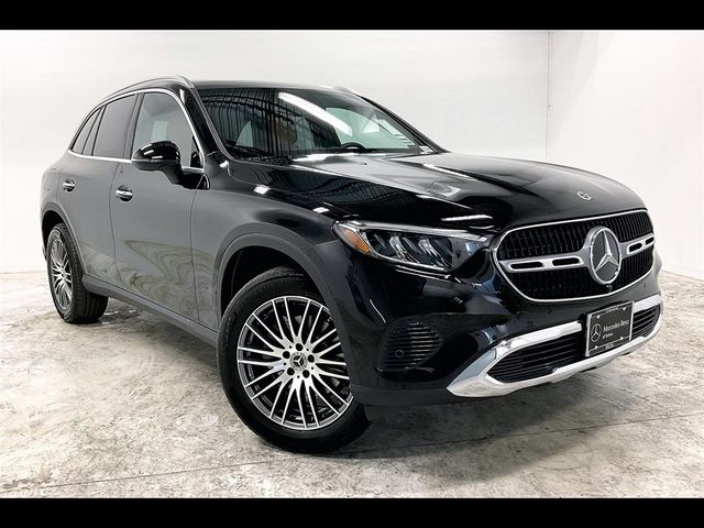 2025 Mercedes-Benz GLC 300